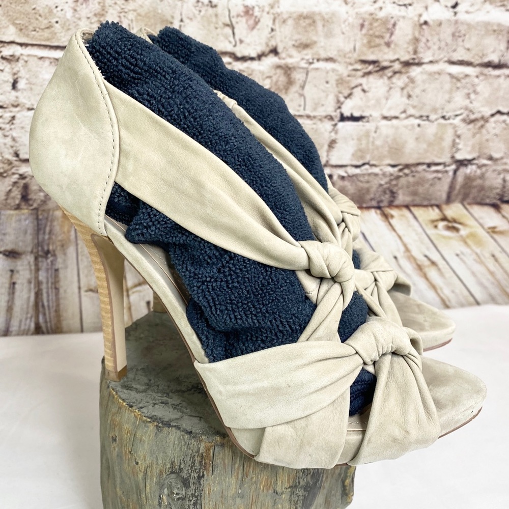 ALDO SLIP ON PLATFORM SANDAL HEEL
